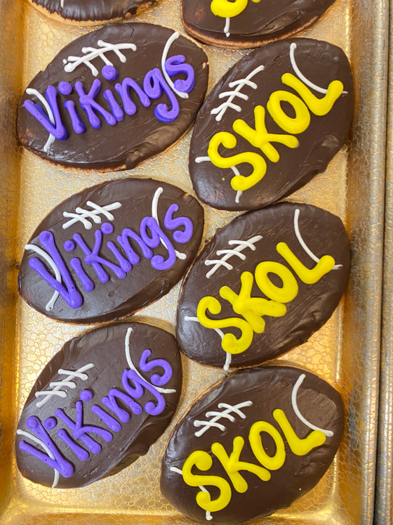 Football Decorated Cookie (Vikings)