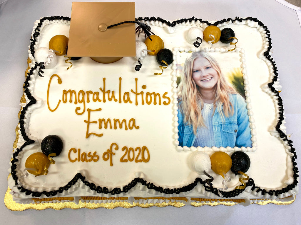 Picture Perfect Graduation Cake
