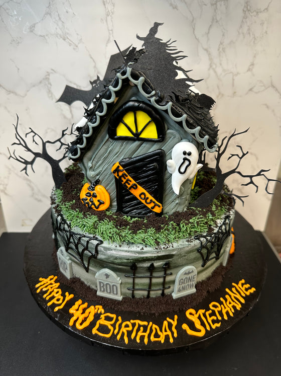 Haunted House Custom Halloween Cake