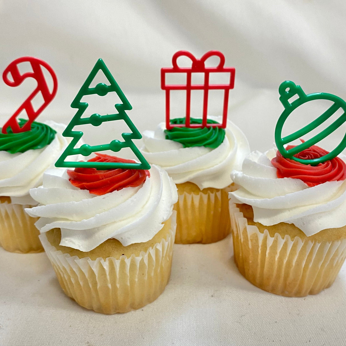 Christmas Cupcake: Silhouettes