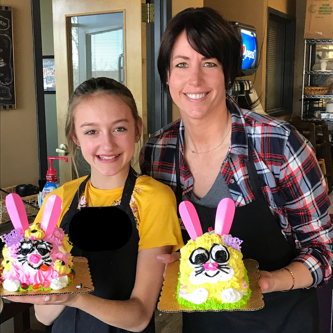 Bunny Cake Decorating Class   Sun. March 29th 2:30-3:30pm