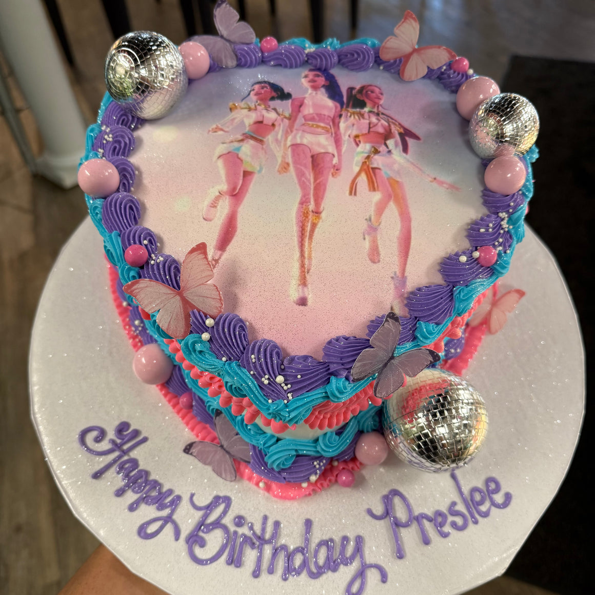 Double Layer 9" Heart Shaped Cake "K-POP" Version