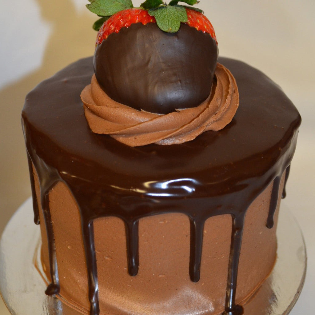 4" Sweetheart Gourmet Valentine Cake Dipped Strawberry (Feb 1-Feb 14 ONLY)