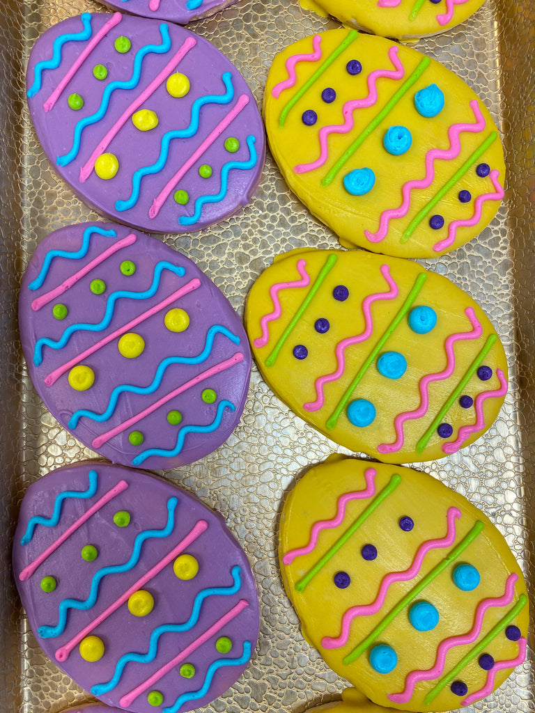 Easter Egg Decorated Cookie
