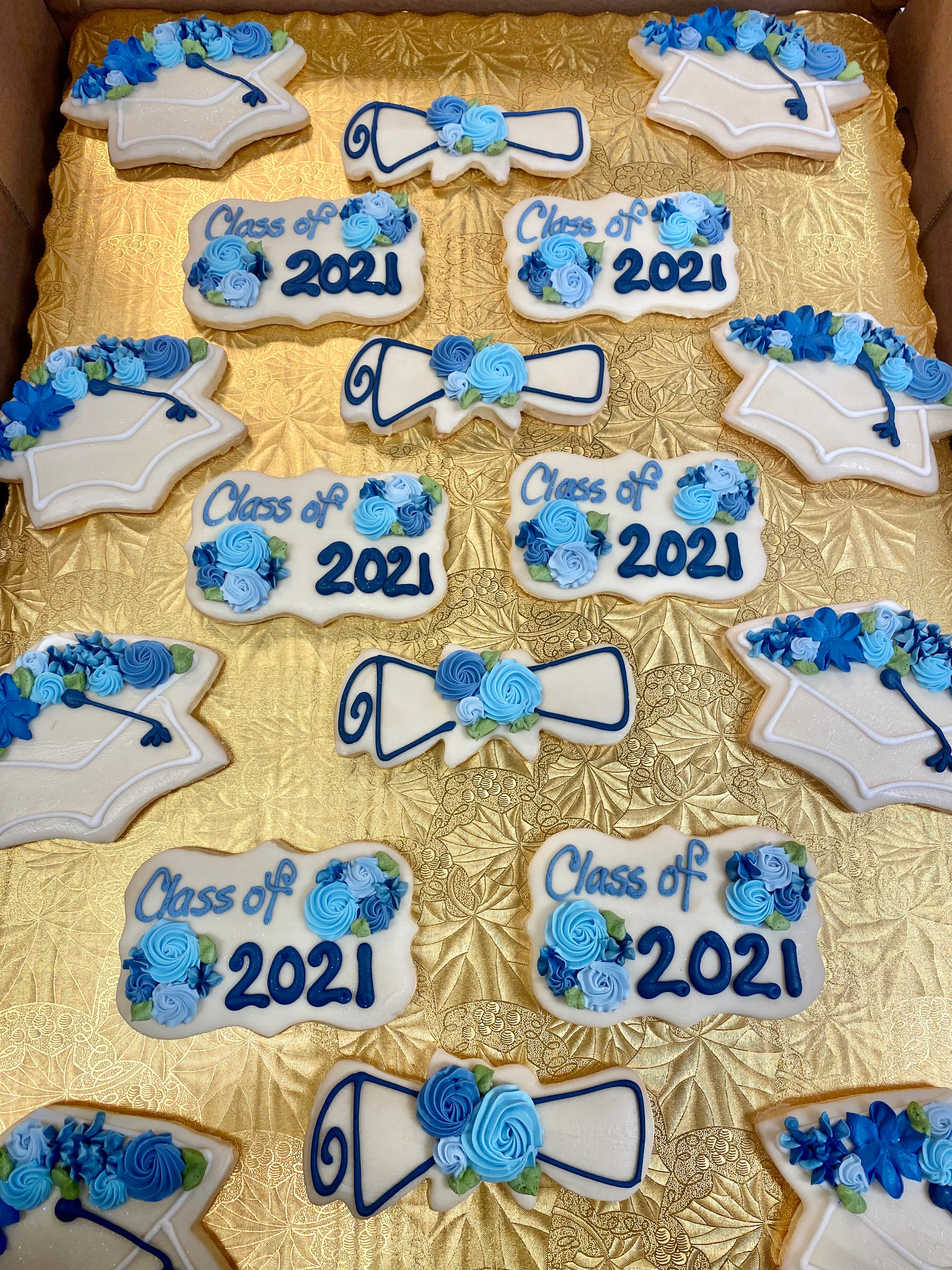 Floral Buttercream Decorated Graduation Cookies - Dorothy Ann Bakery & Cafe Floral Buttercream Decorated Graduation Cookies - Dorothy Ann Bakery & Cafe